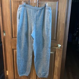 G H Bass & Co sweatpants Size XL. In great cond